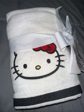 Hello Kitty White Towel with Red Bow Accent